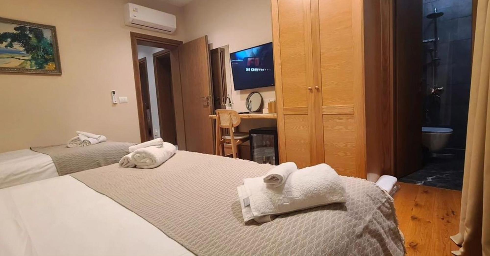 Velar Hotel Boutique Korce Eksteriør billede