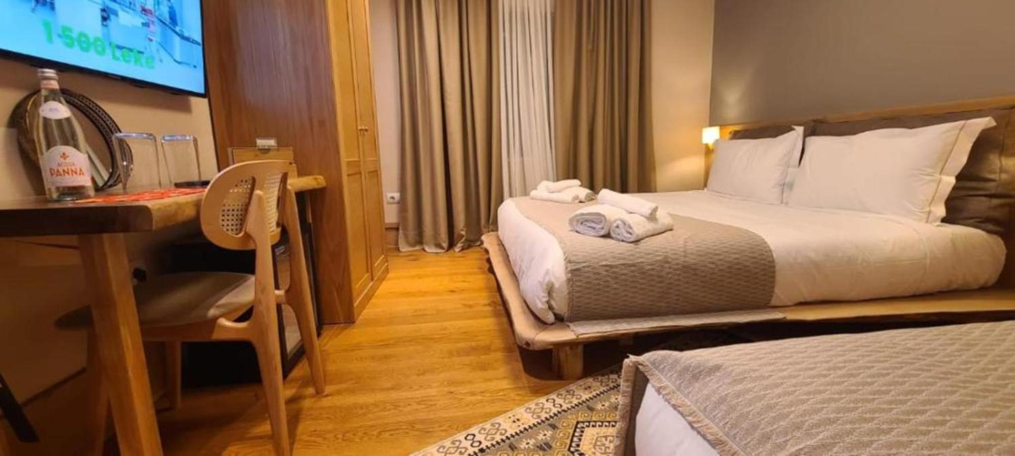 Velar Hotel Boutique Korce Eksteriør billede