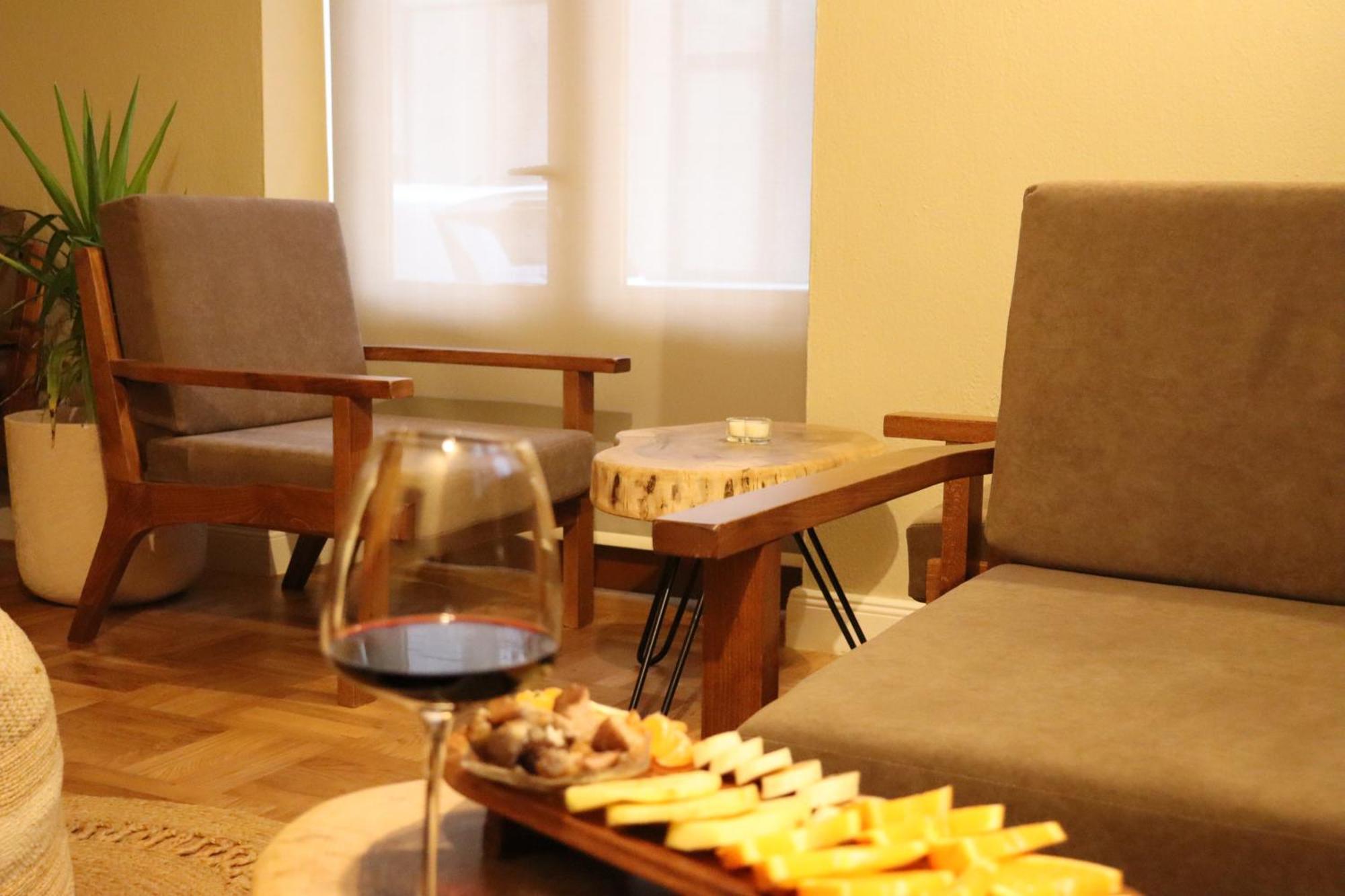 Velar Hotel Boutique Korce Eksteriør billede